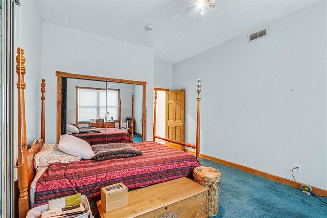 32282 64th Avenue, Lawton, MI 49065