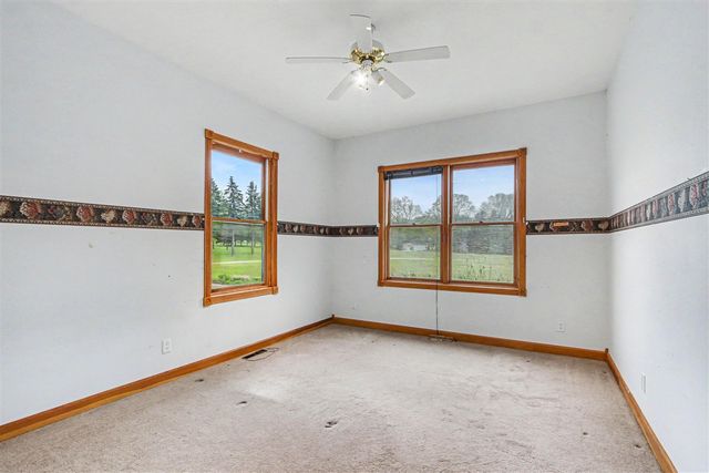 32282 64th Avenue, Lawton, MI 49065