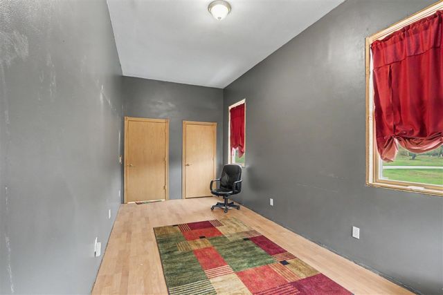 32282 64th Avenue, Lawton, MI 49065