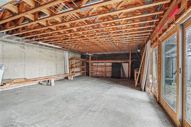 32282 64th Avenue, Lawton, MI 49065