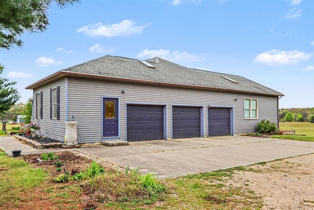 32282 64th Avenue, Lawton, MI 49065