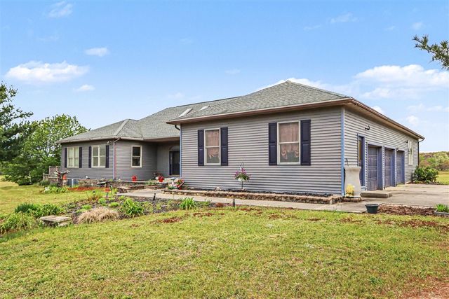 32282 64th Avenue, Lawton, MI 49065