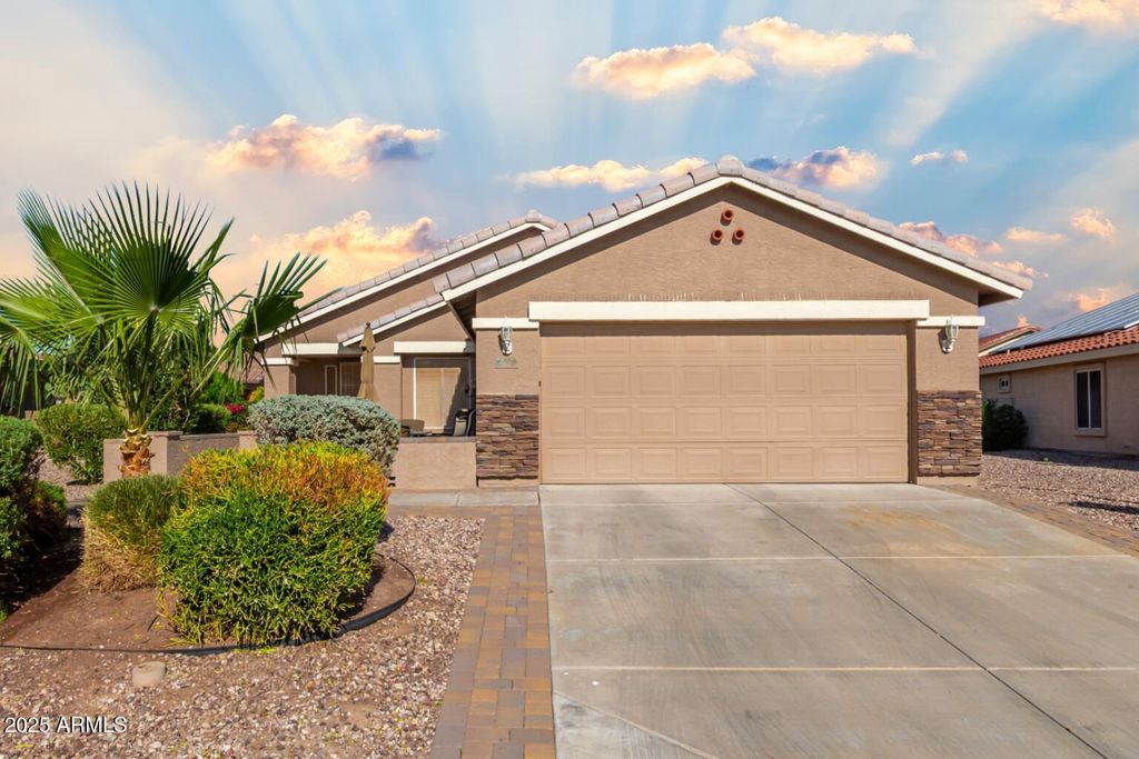 23166 W SHADOW Drive, Buckeye, AZ 85326