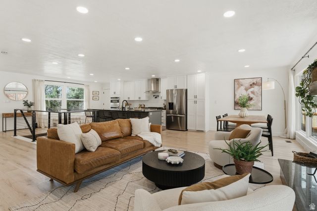 7337 S WINESAP CIR, Cottonwood Heights, UT 84121