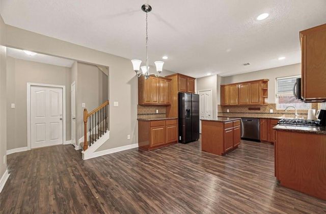 14006 Martinique Lane, Mont Belvieu, TX 77523