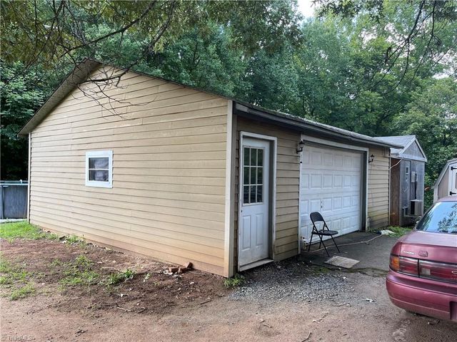 152 Coble Circle, Lexington, NC 27295