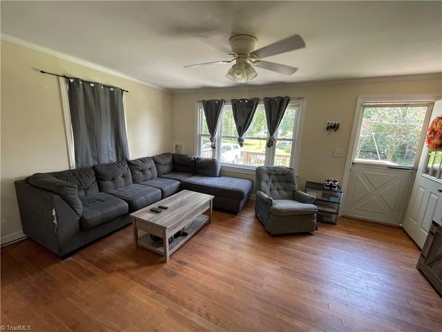 152 Coble Circle, Lexington, NC 27295