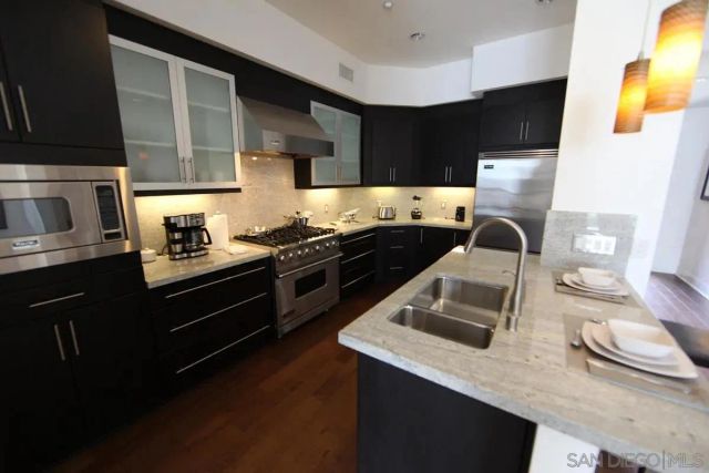 402 Rockefeller 306, Irvine, CA 92612