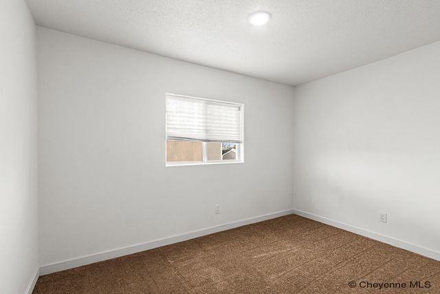 222 LITTLE VALLEY TRL, Cheyenne, WY 82007