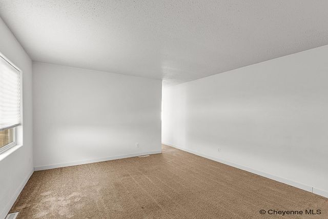 222 LITTLE VALLEY TRL, Cheyenne, WY 82007