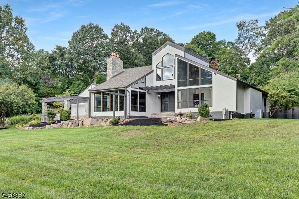 525 Johnston Dr, Watchung Boro, NJ 07069 — photo 5