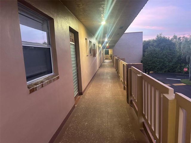 9821 Sunrise Lakes Boulevard 303, Sunrise, FL 33322