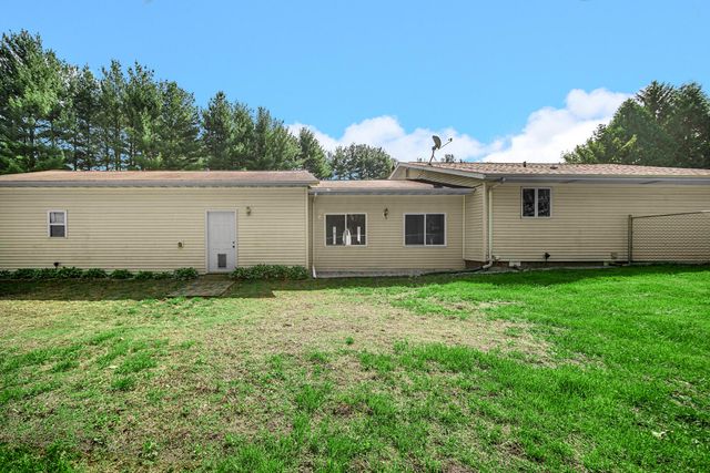 5003 W 1050 N, Lake Village, IN 46349