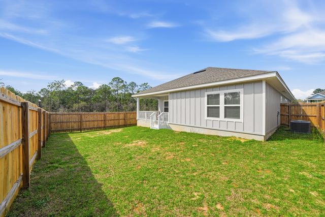 201 Lyla Lane, Crestview, FL 32539
