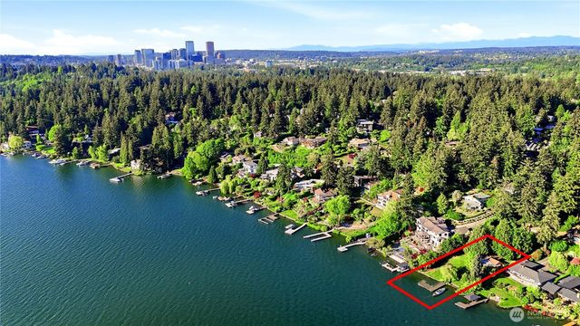 2521 103 Avenue SE, Bellevue, WA 98004