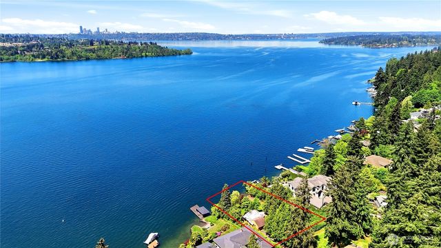 2521 103 Avenue SE, Bellevue, WA 98004