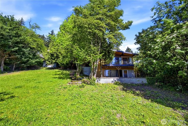 2521 103 Avenue SE, Bellevue, WA 98004