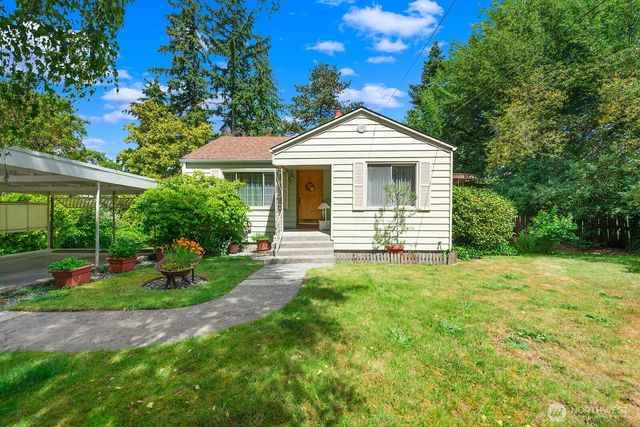 236 SW 131st Street, Burien, WA 98146