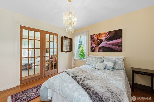 236 SW 131st Street, Burien, WA 98146