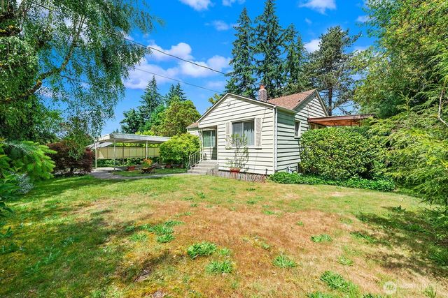 236 SW 131st Street, Burien, WA 98146