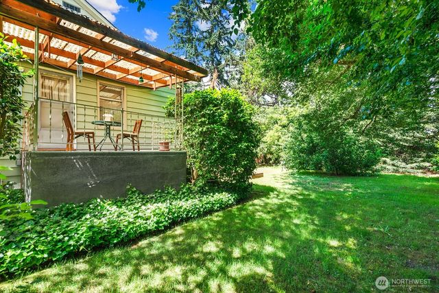 236 SW 131st Street, Burien, WA 98146