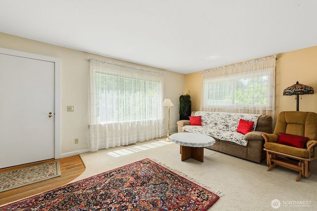 236 SW 131st Street, Burien, WA 98146