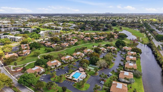 2110 SW 92nd Terrace 3003, Davie, FL 33324