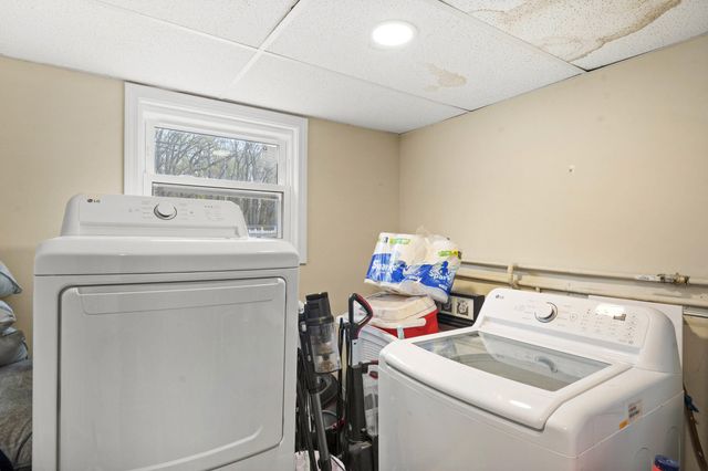 2957 County Line Road, Portage, IN 46368