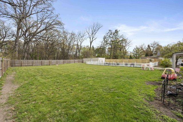2957 County Line Road, Portage, IN 46368
