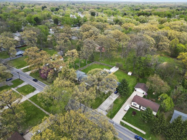 2957 County Line Road, Portage, IN 46368