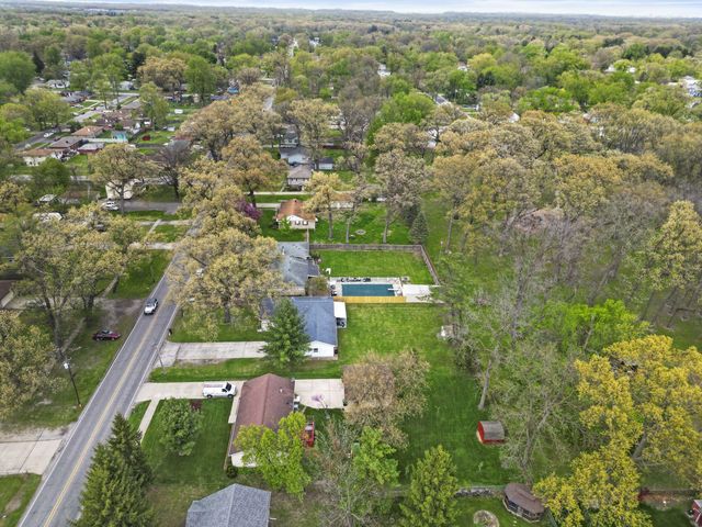 2957 County Line Road, Portage, IN 46368
