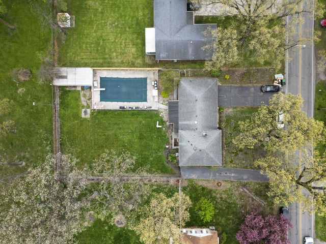 2957 County Line Road, Portage, IN 46368