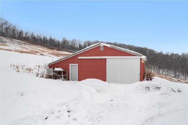 718 Old Hickory Ridge Rd, Chartiers, PA 15301