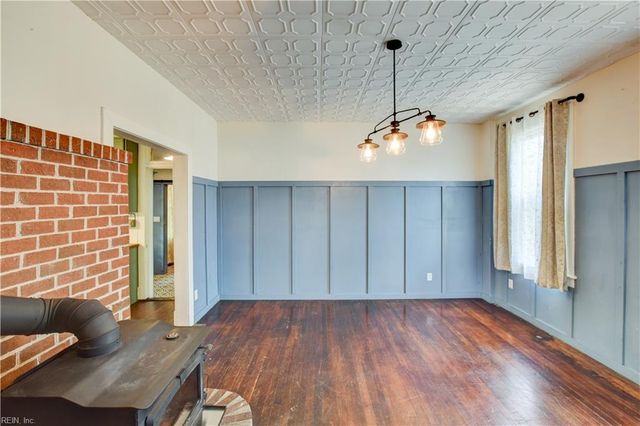 348 George Washington HWY N, Chesapeake, VA 23323