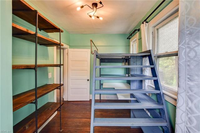 348 George Washington HWY N, Chesapeake, VA 23323