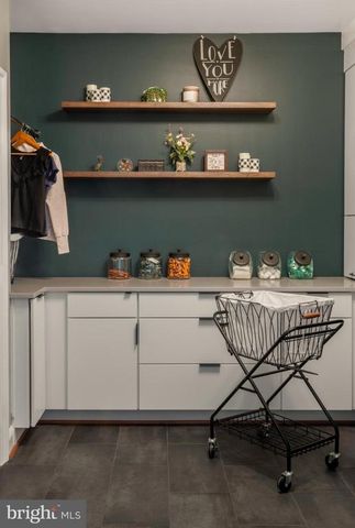 4873 POINT RD, Warrenton, VA 20187