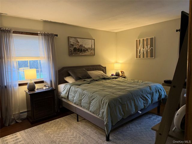 8 Briar Lane, Wappingers Falls, NY 12590