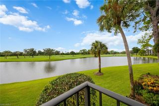225 Wildwood LN, Naples, FL 34105