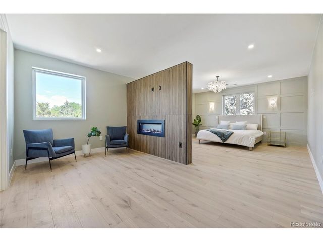 2225 S Dexter St, Denver, CO 80222