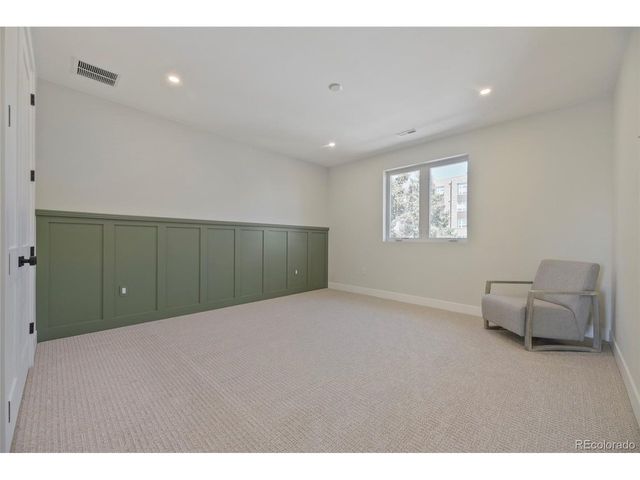 2225 S Dexter St, Denver, CO 80222