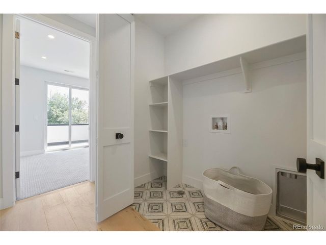 2225 S Dexter St, Denver, CO 80222