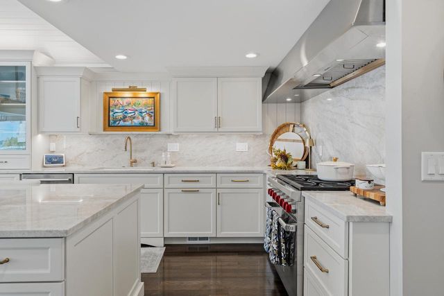 3 Dartmouth ROAD, Williams Bay, WI 53191