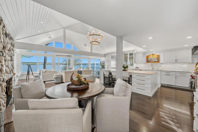 3 Dartmouth ROAD, Williams Bay, WI 53191