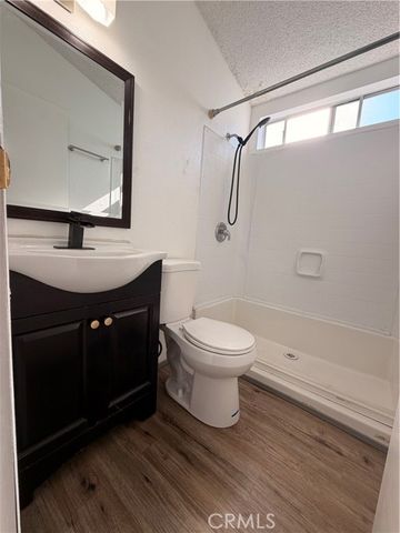 16511 Garfield D40, Paramount, CA 90723