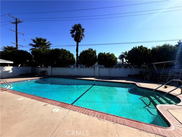 16511 Garfield D40, Paramount, CA 90723