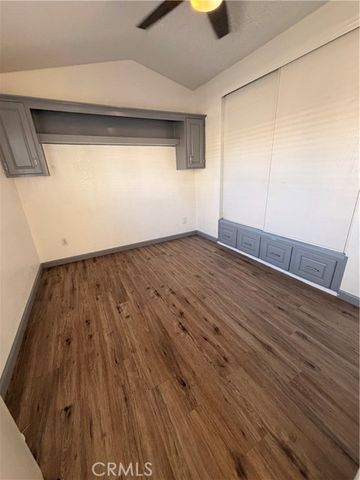 16511 Garfield D40, Paramount, CA 90723