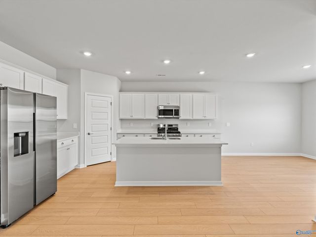 130 Stockholm Lane, Huntsville, AL 35811