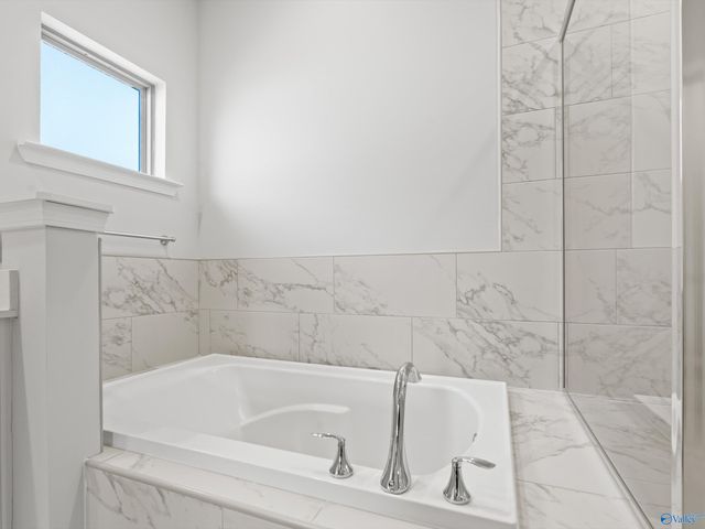 130 Stockholm Lane, Huntsville, AL 35811