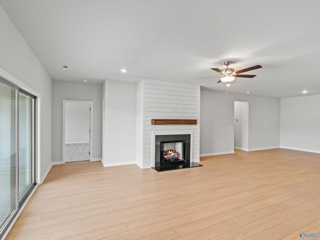 130 Stockholm Lane, Huntsville, AL 35811