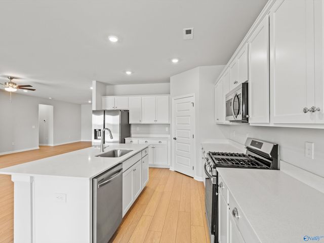 130 Stockholm Lane, Huntsville, AL 35811